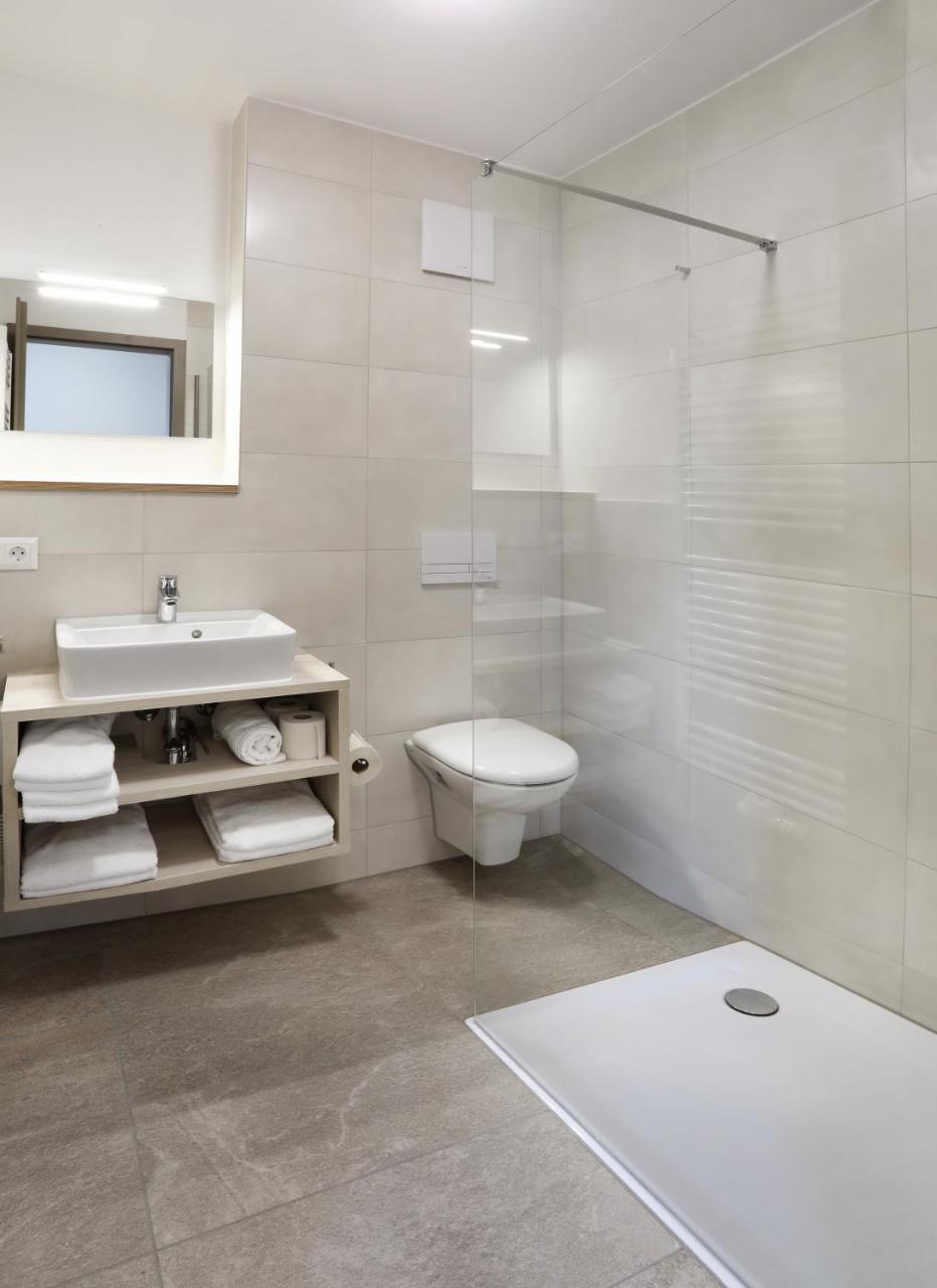 Apartment Hotel 37 Altdorf  Kültér fotó