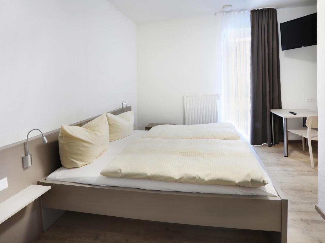 Apartment Hotel 37 Altdorf  Kültér fotó