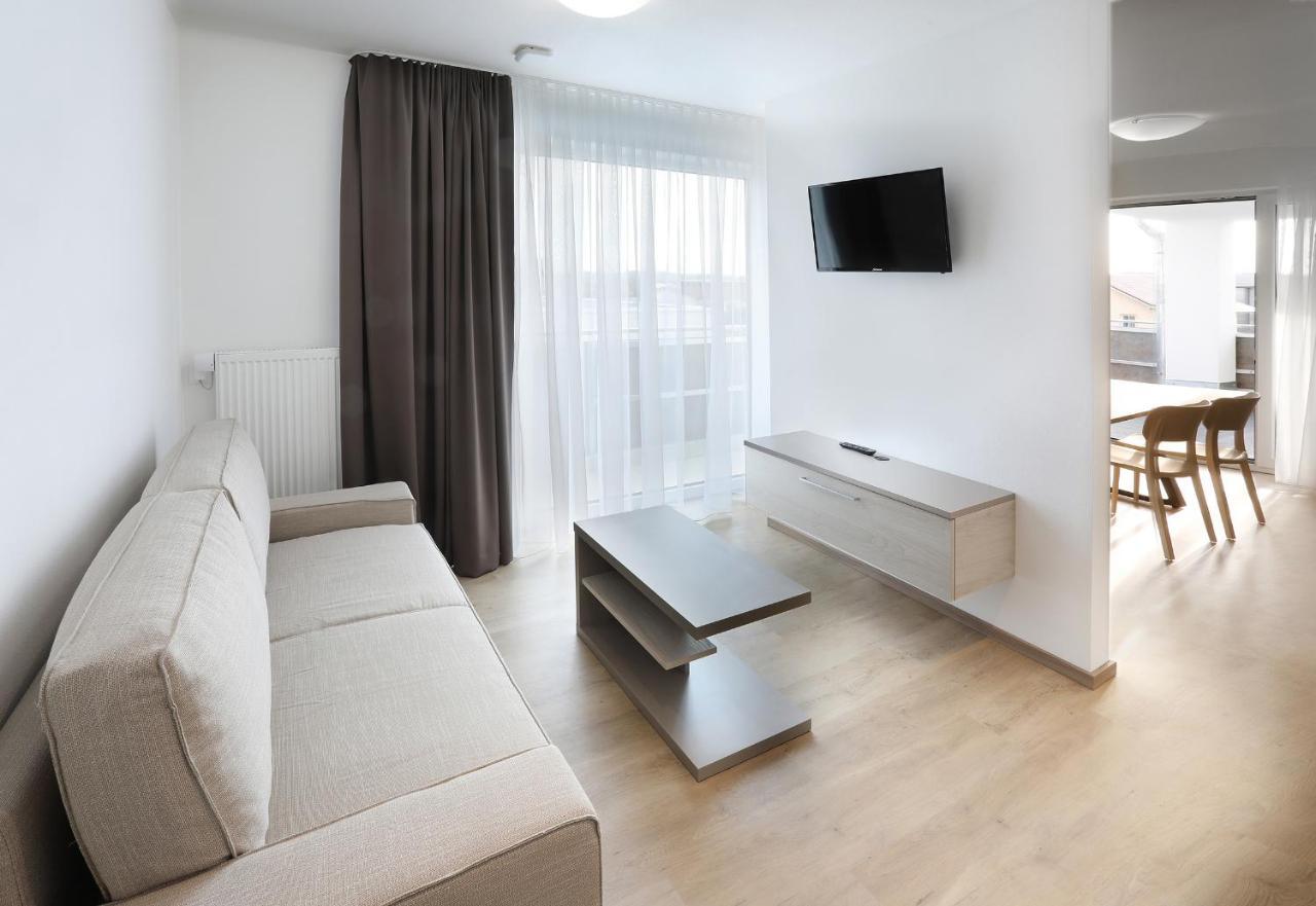 Apartment Hotel 37 Altdorf  Kültér fotó